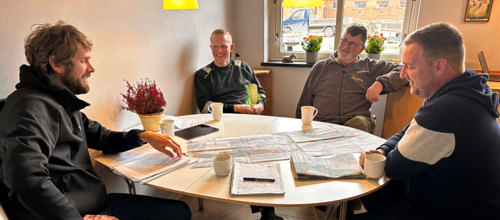 Christian Prinds, Lars Danielsen, Jens Jensen, entreprenør Nikolaj fra Lauge Bonde.